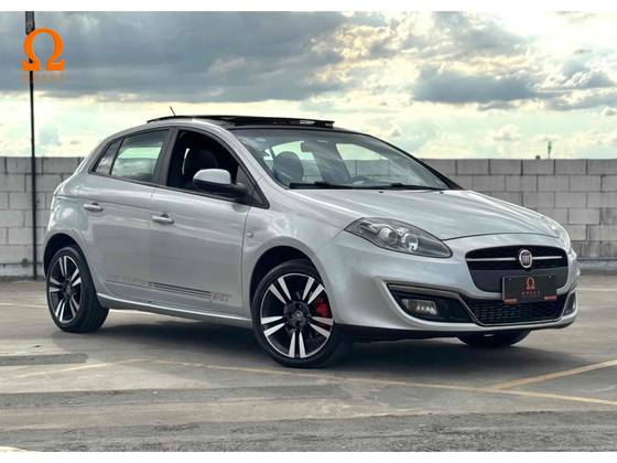 FIAT BRAVO 1.4 16V T-JET GASOLINA 4P MANUAL FIAT BRAVO 1.4 16V T-JET GASOLINA 4P MANUAL